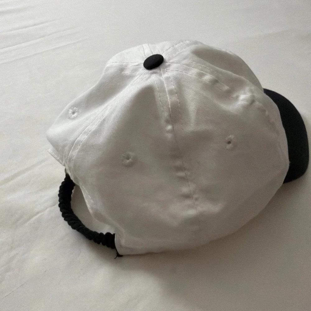 Winnie the‎ Pooh: The Many Adventures of Winnie the Pooh Adult White And Red Hat